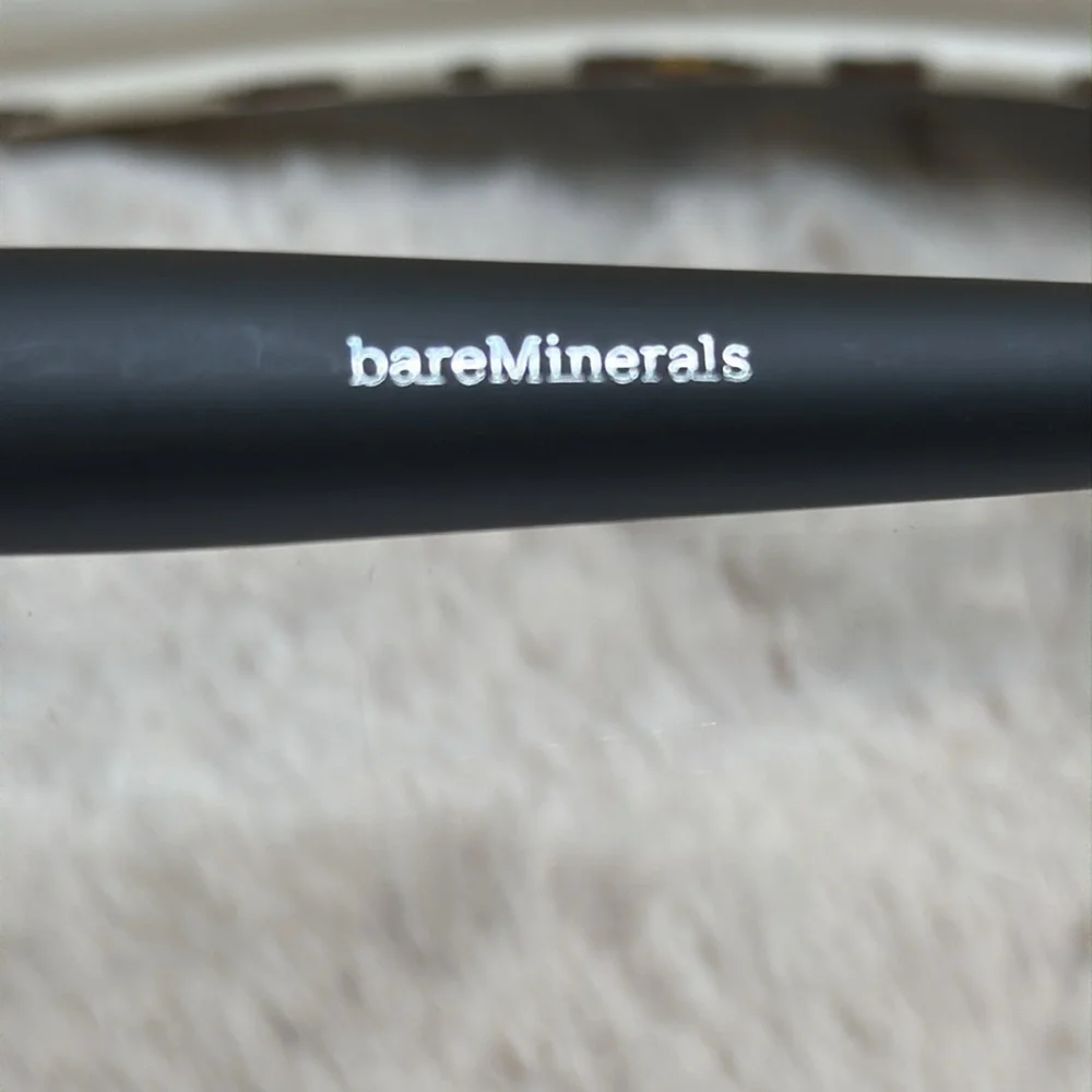 bareMinerals | Luxe Performance Brush, NWT